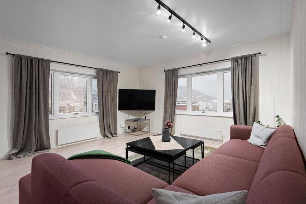 Bramy Apartments The Cozy View Тромсё Экстерьер фото
