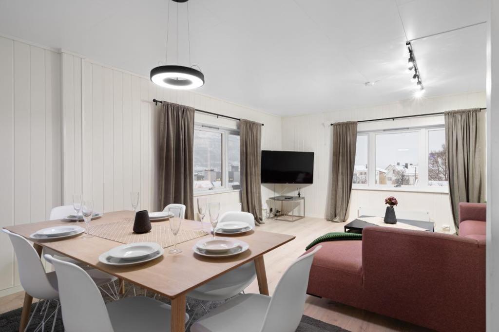 Bramy Apartments The Cozy View Тромсё Экстерьер фото